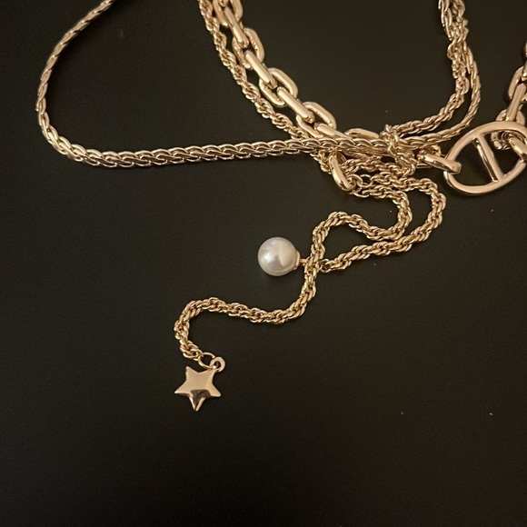 Three layer gold tone necklace - Picture 6 of 7